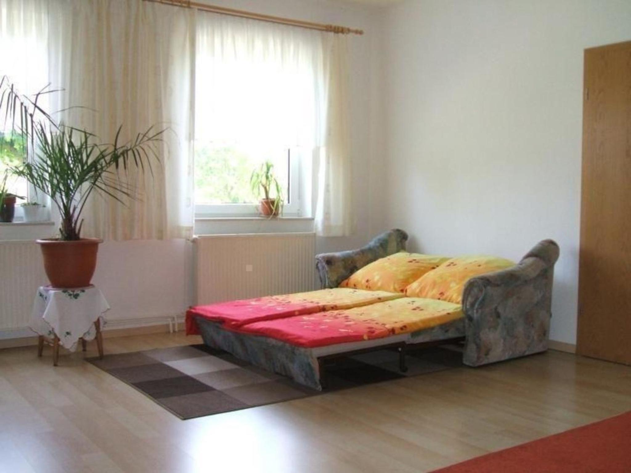 Ferienwohnung in Redewisch mit Sitzecke im Grünen , Grillmöglichkeit vorhanden