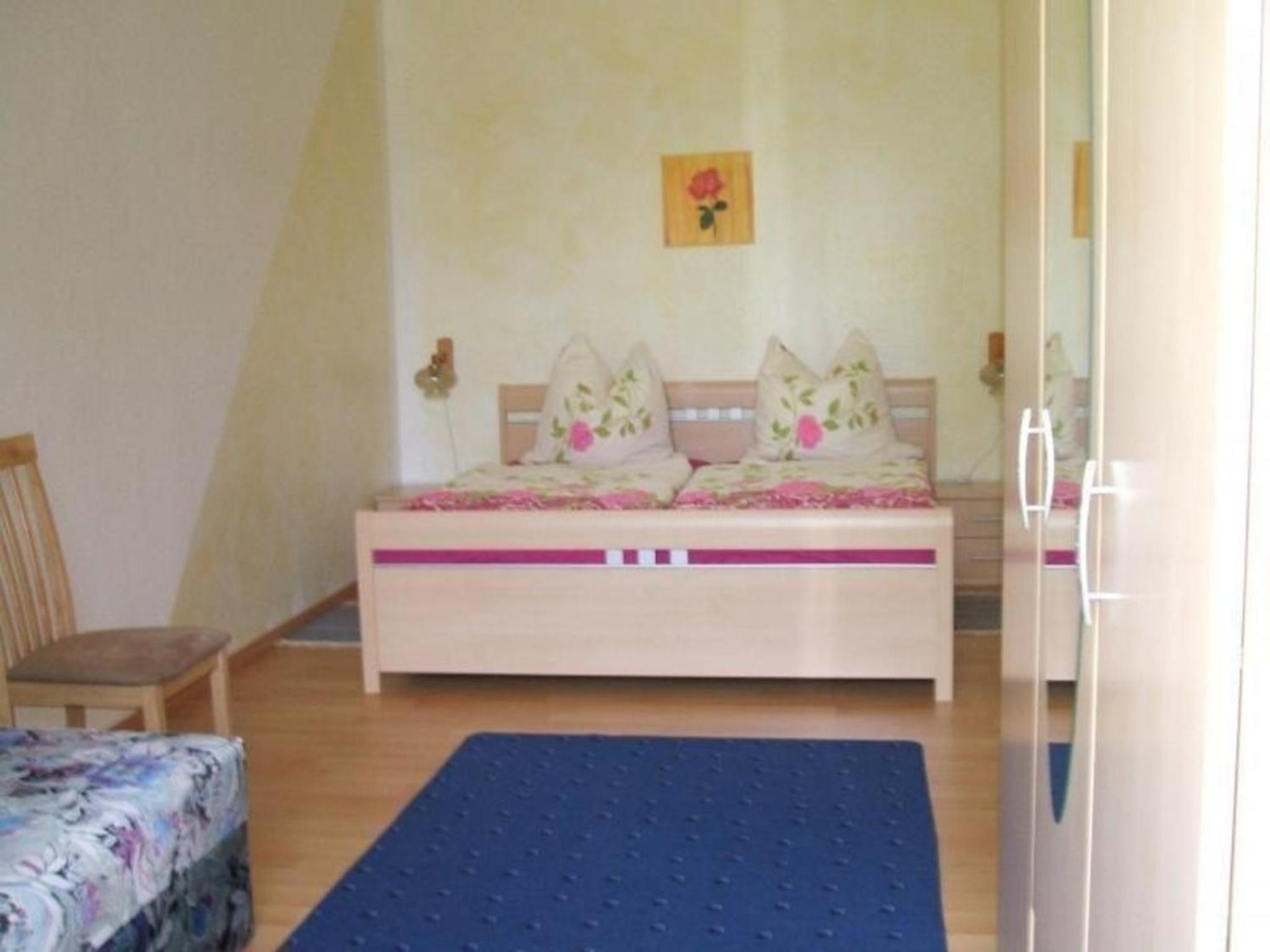 Ferienwohnung in Redewisch mit Sitzecke im Grünen , Grillmöglichkeit vorhanden