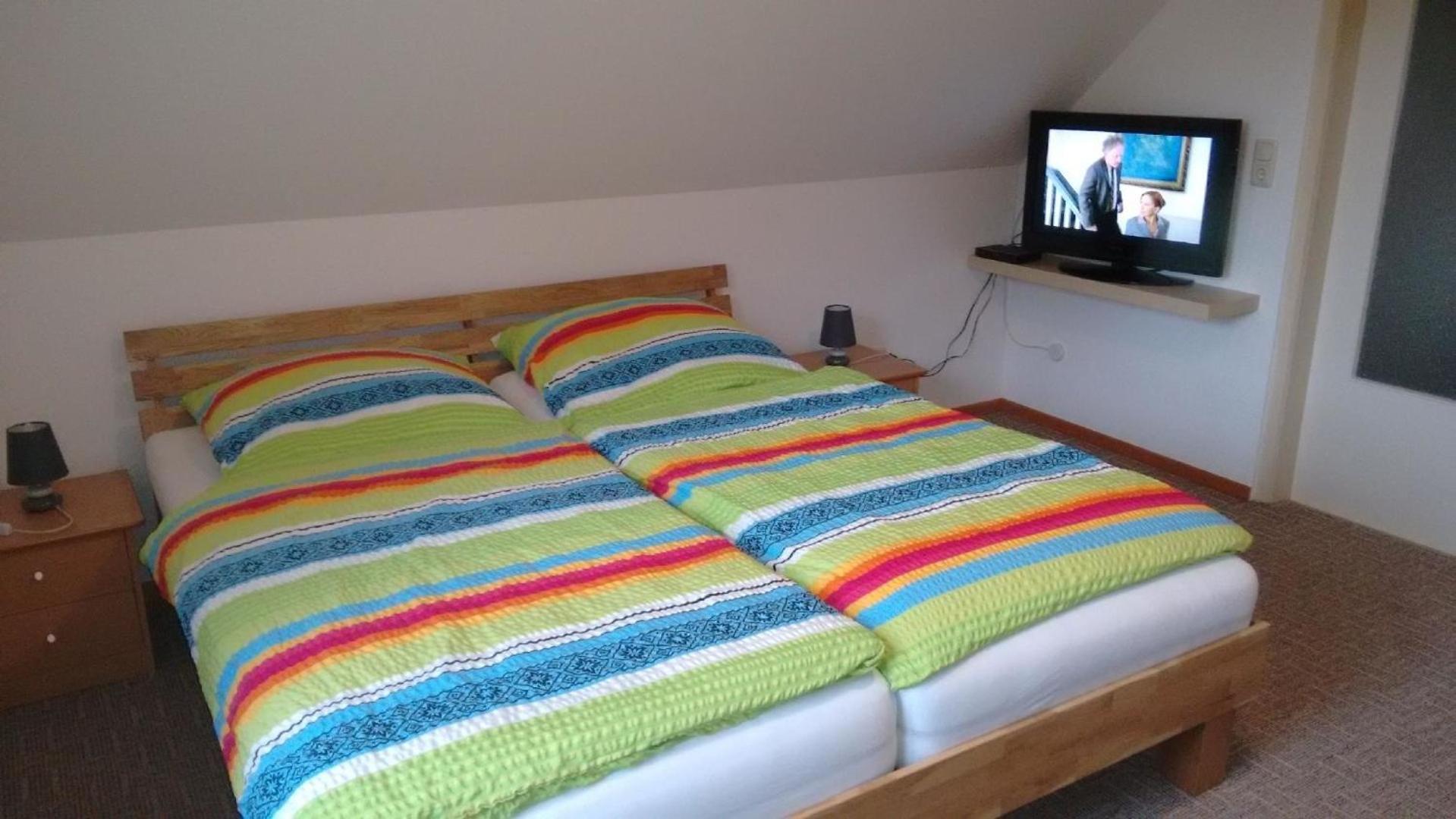 Komfortable Ferienwohnung mit großem Garten