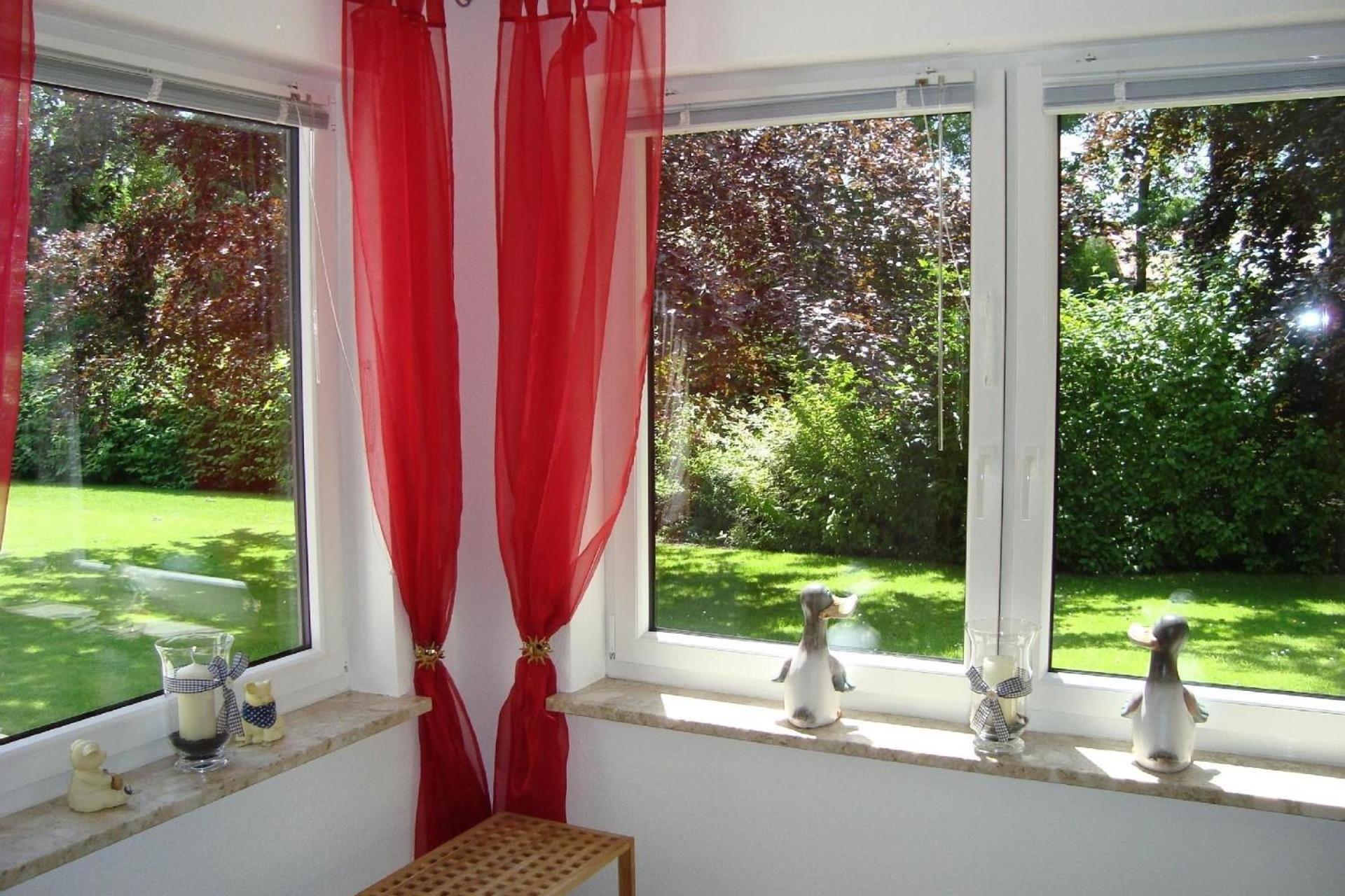 Komfortable Ferienwohnung mit großem Garten