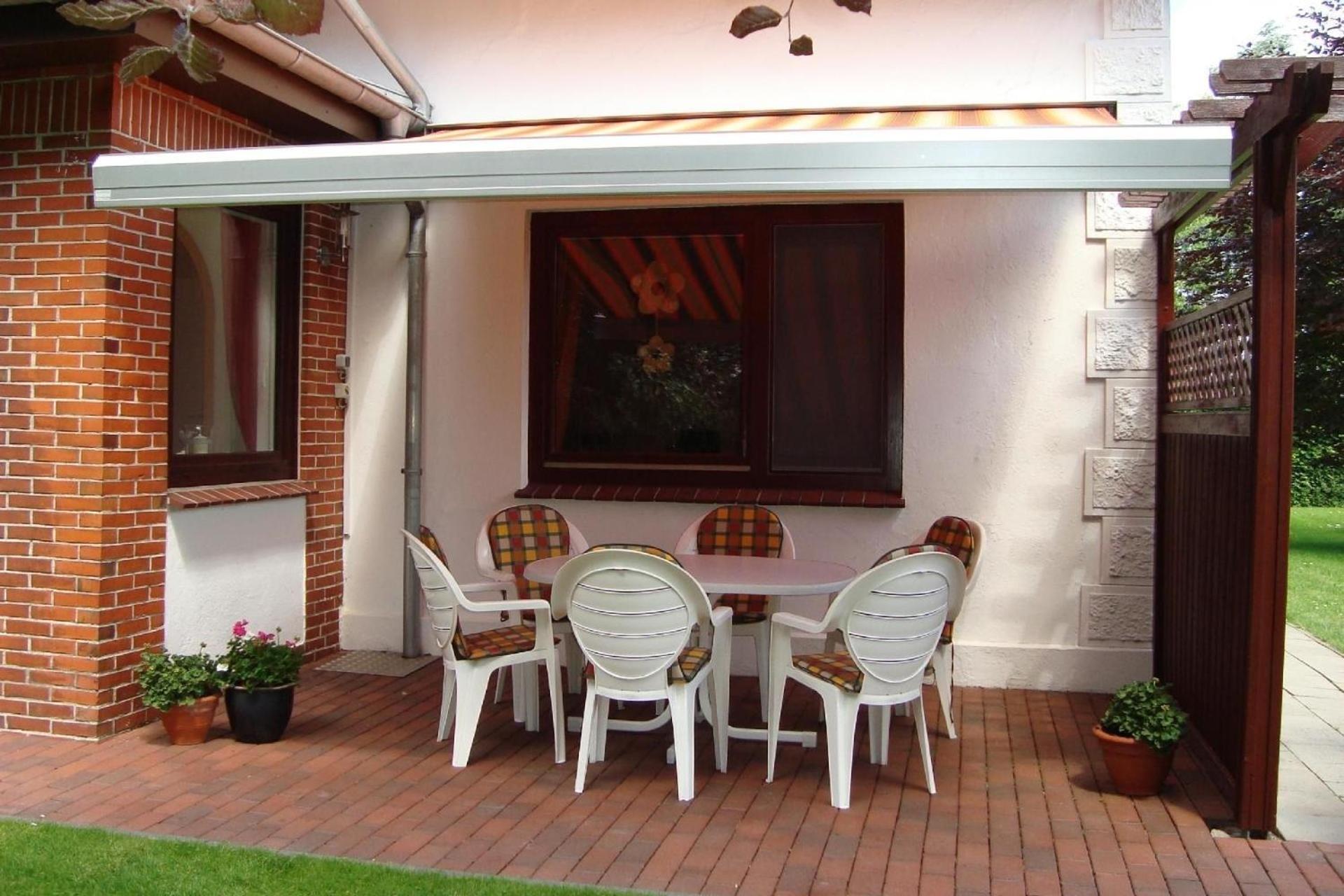 Komfortable Ferienwohnung mit großem Garten