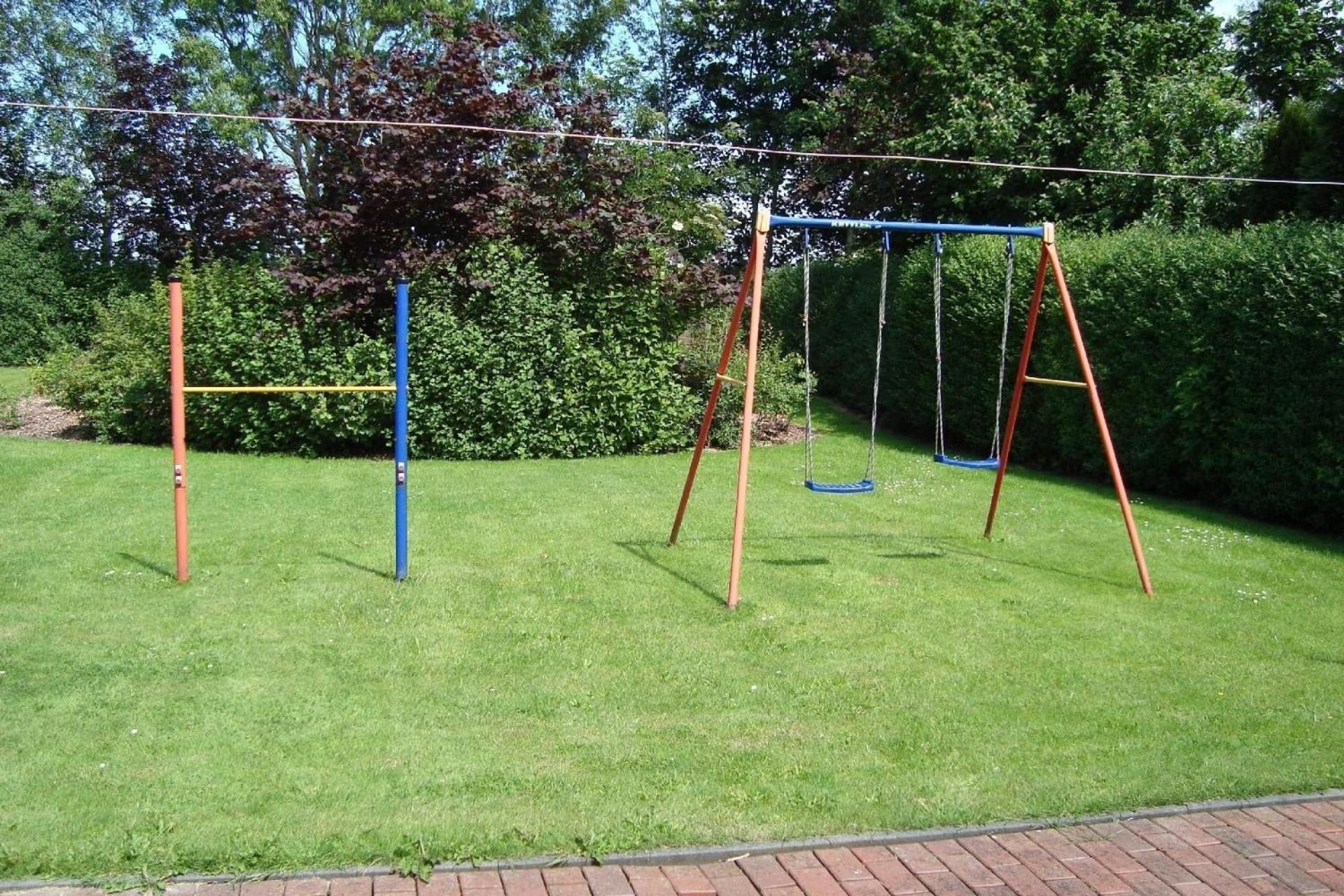 Komfortable Ferienwohnung mit großem Garten