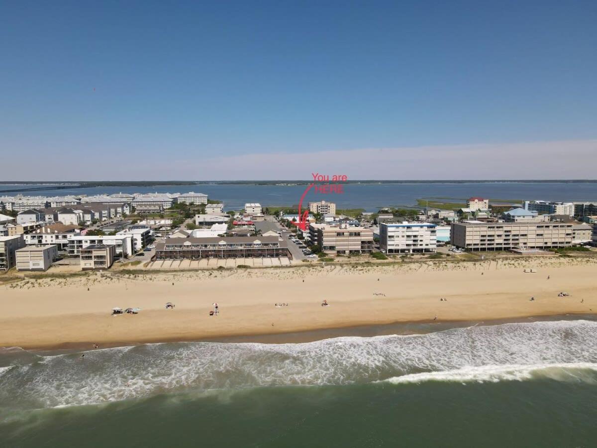 Modern 4BR Ocean Block Apt Walk to the Beach view 4