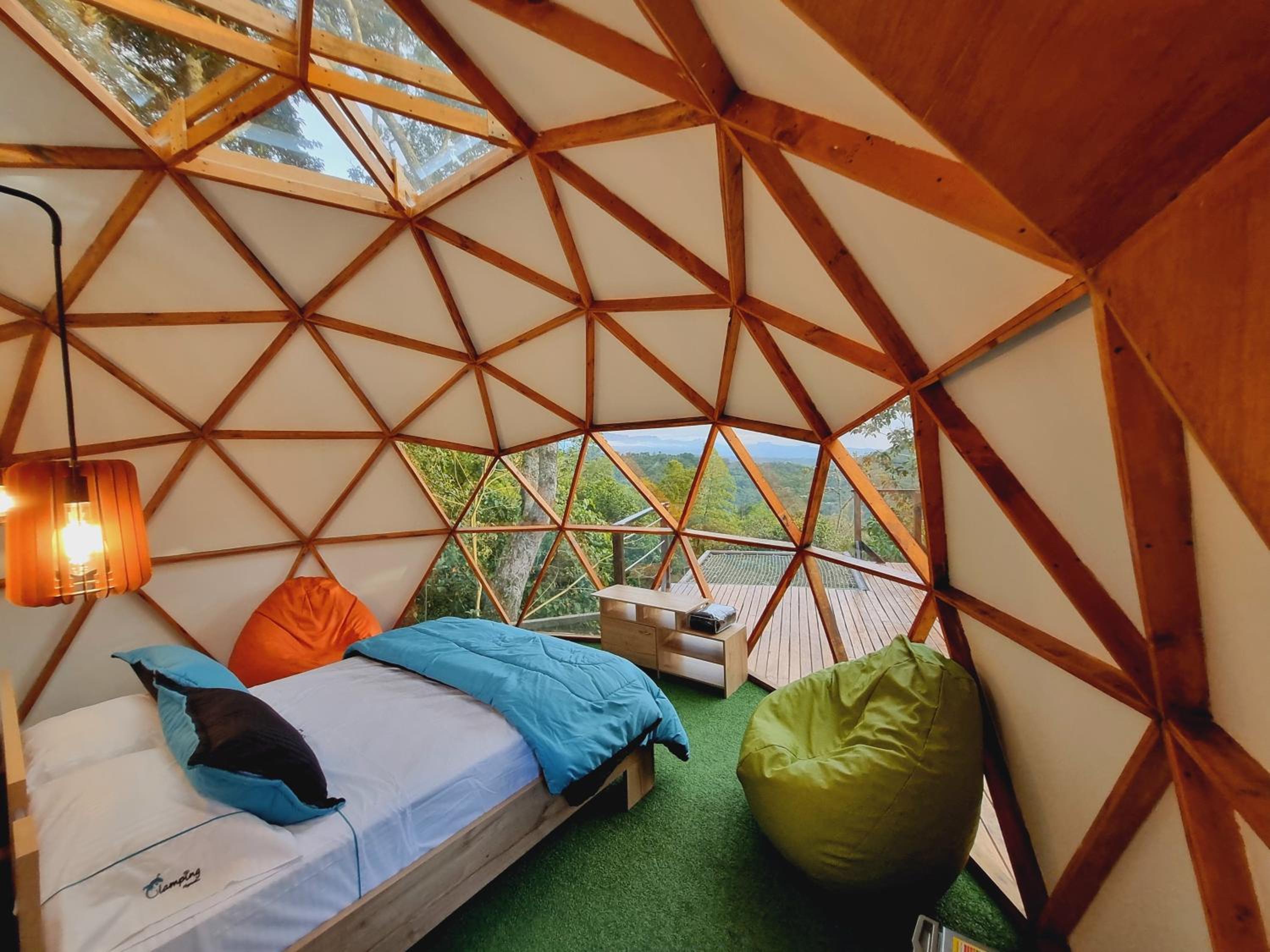 Elementium Glamping