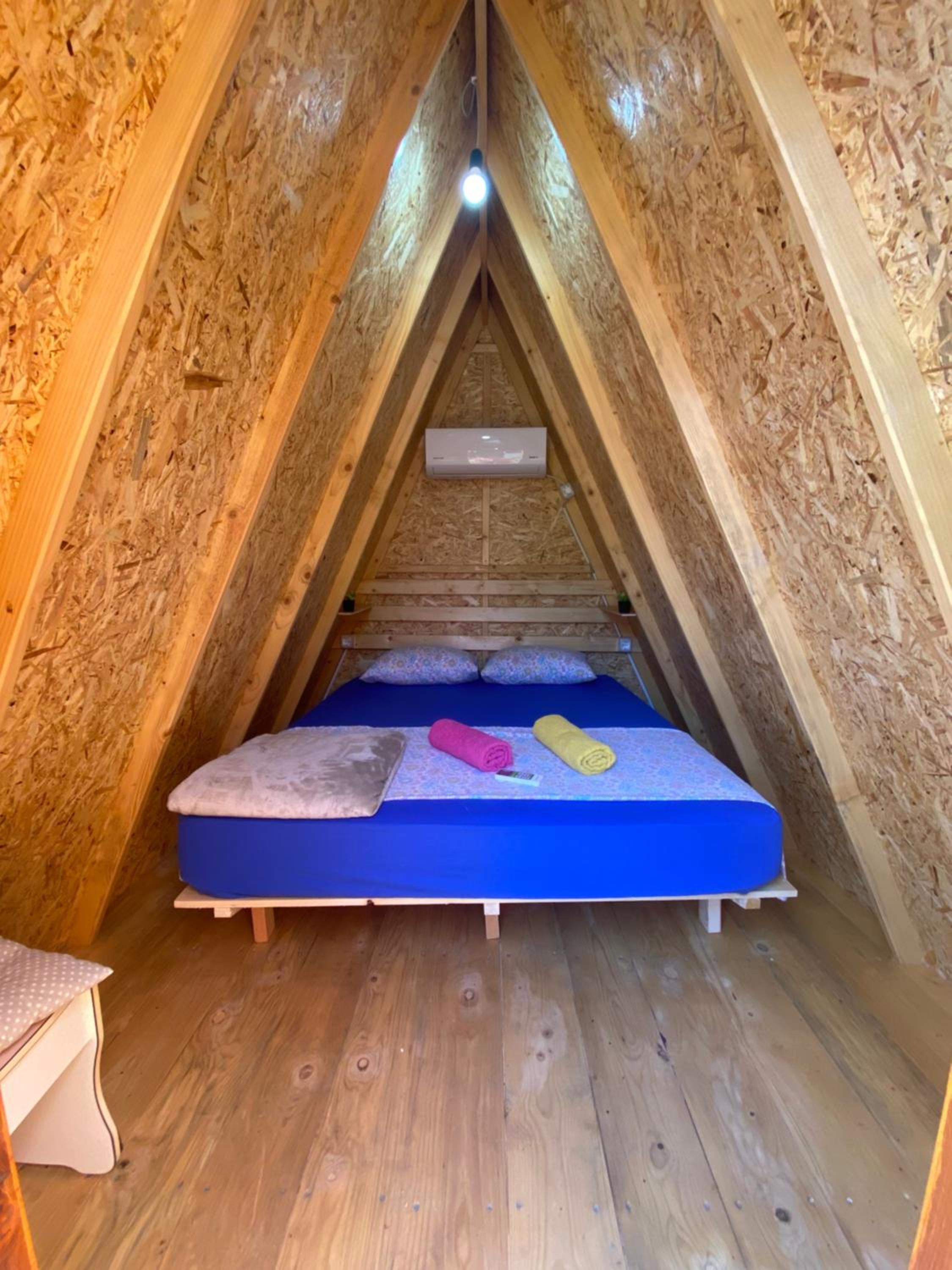 The Hood Hostel & Day Tours