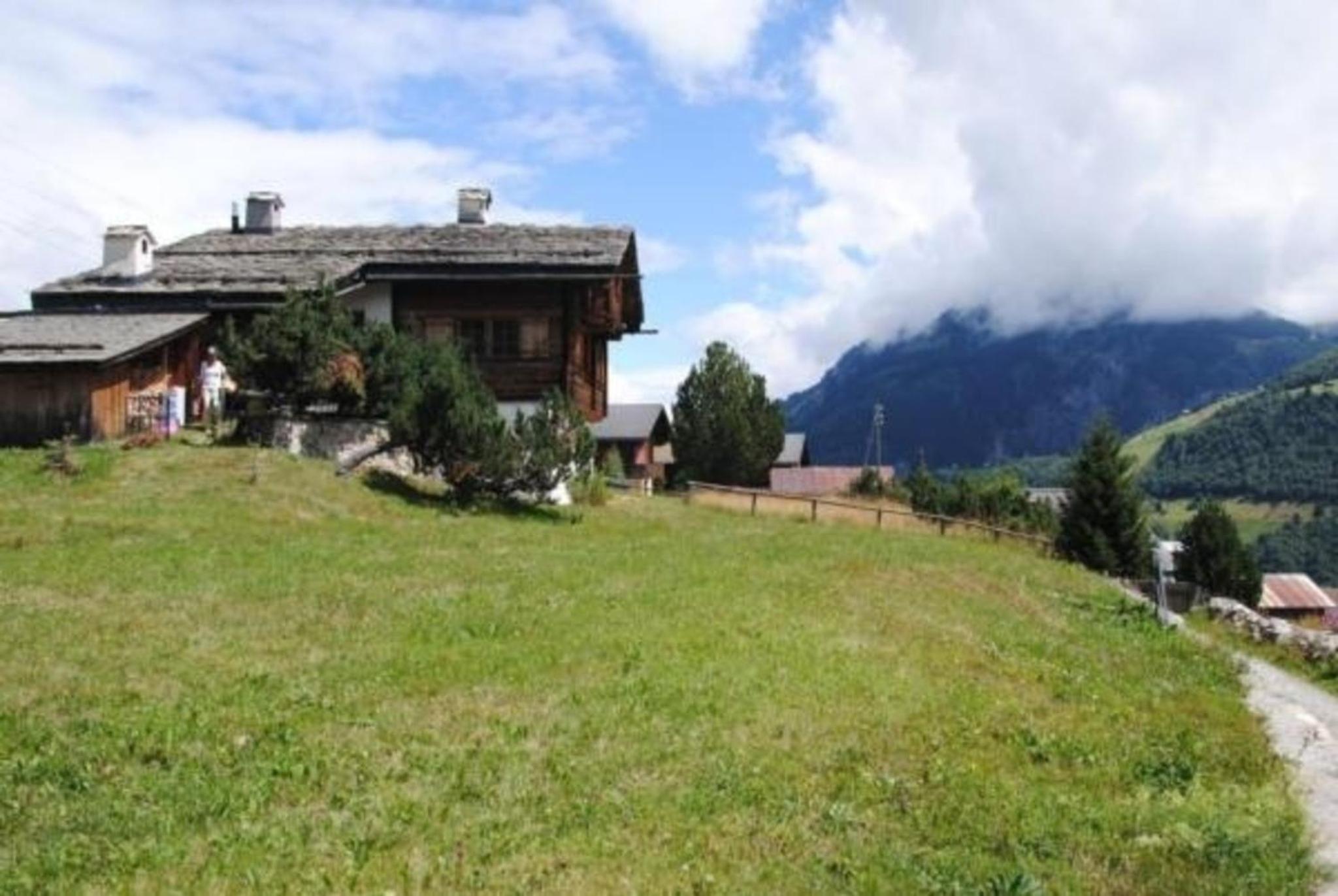 Bündnerchalet im Herz der Schweizer Alpen