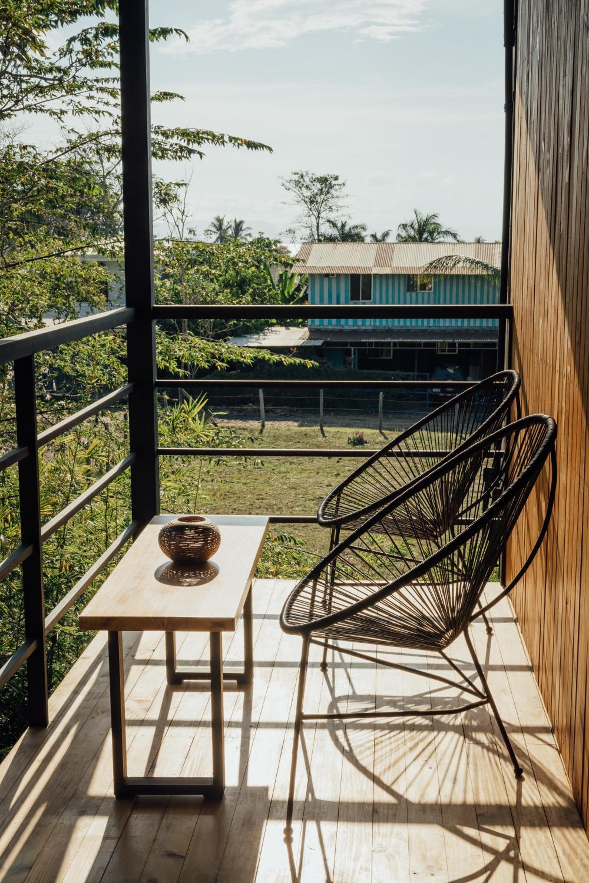 Kanoa Lodge - Adults and 18 plus only