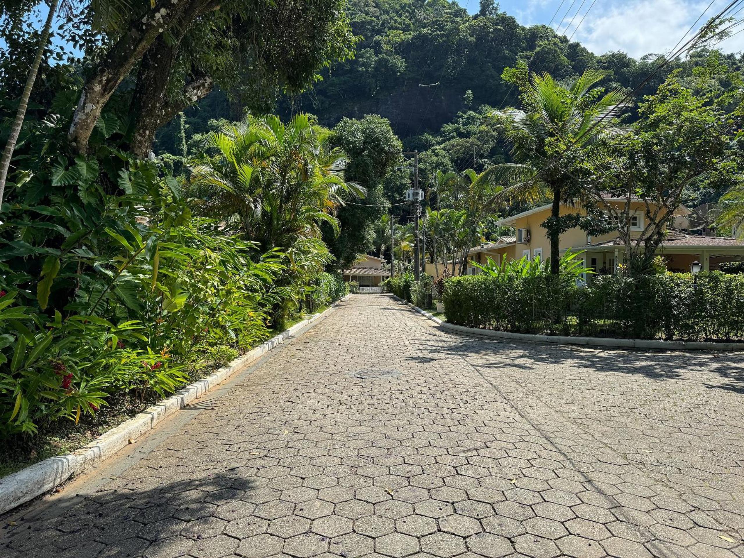 Casa com piscina privativa a 100m da Praia de Paúba