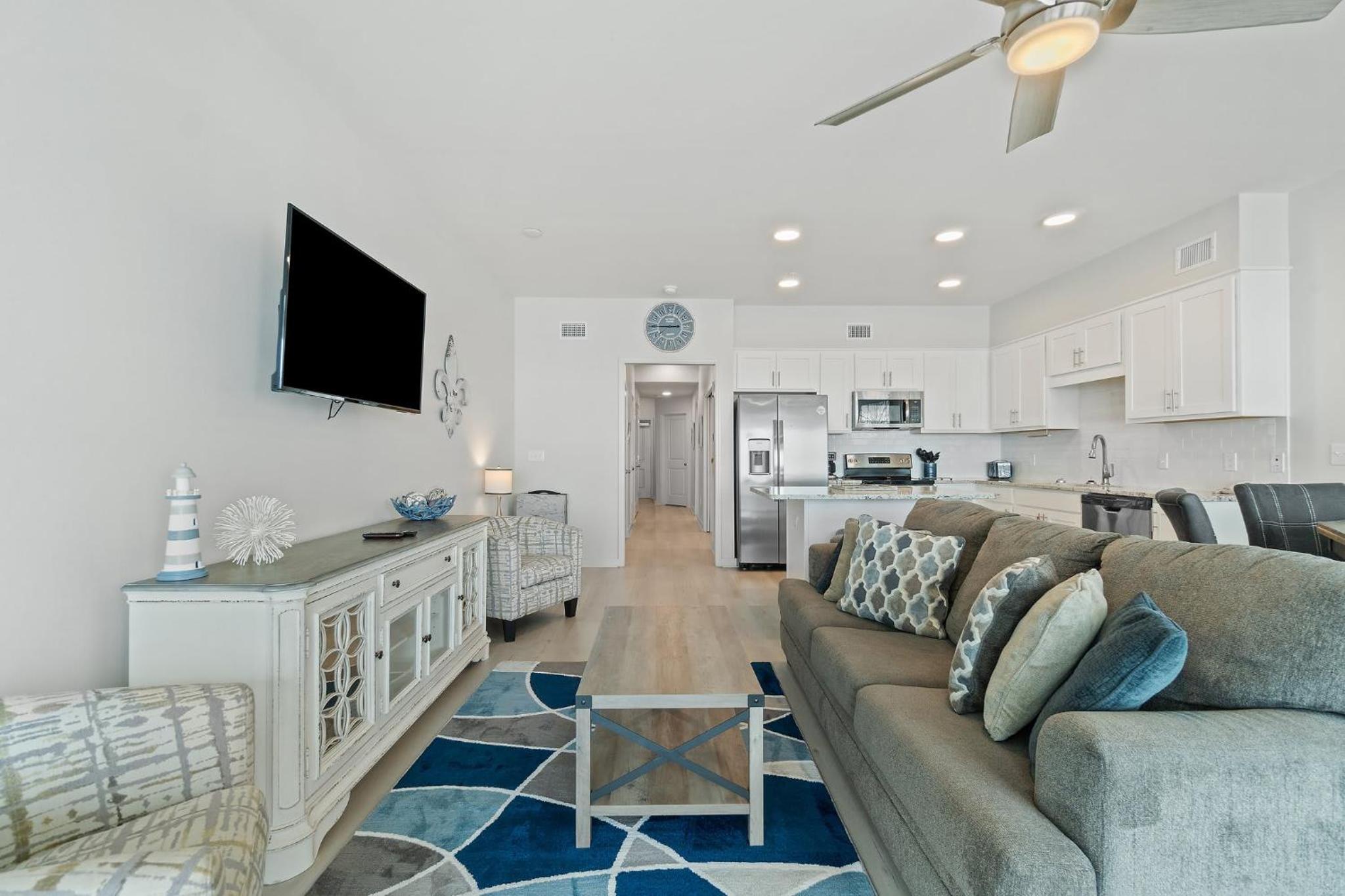 Sea Glass 405 by Vacation Homes Collection view 4