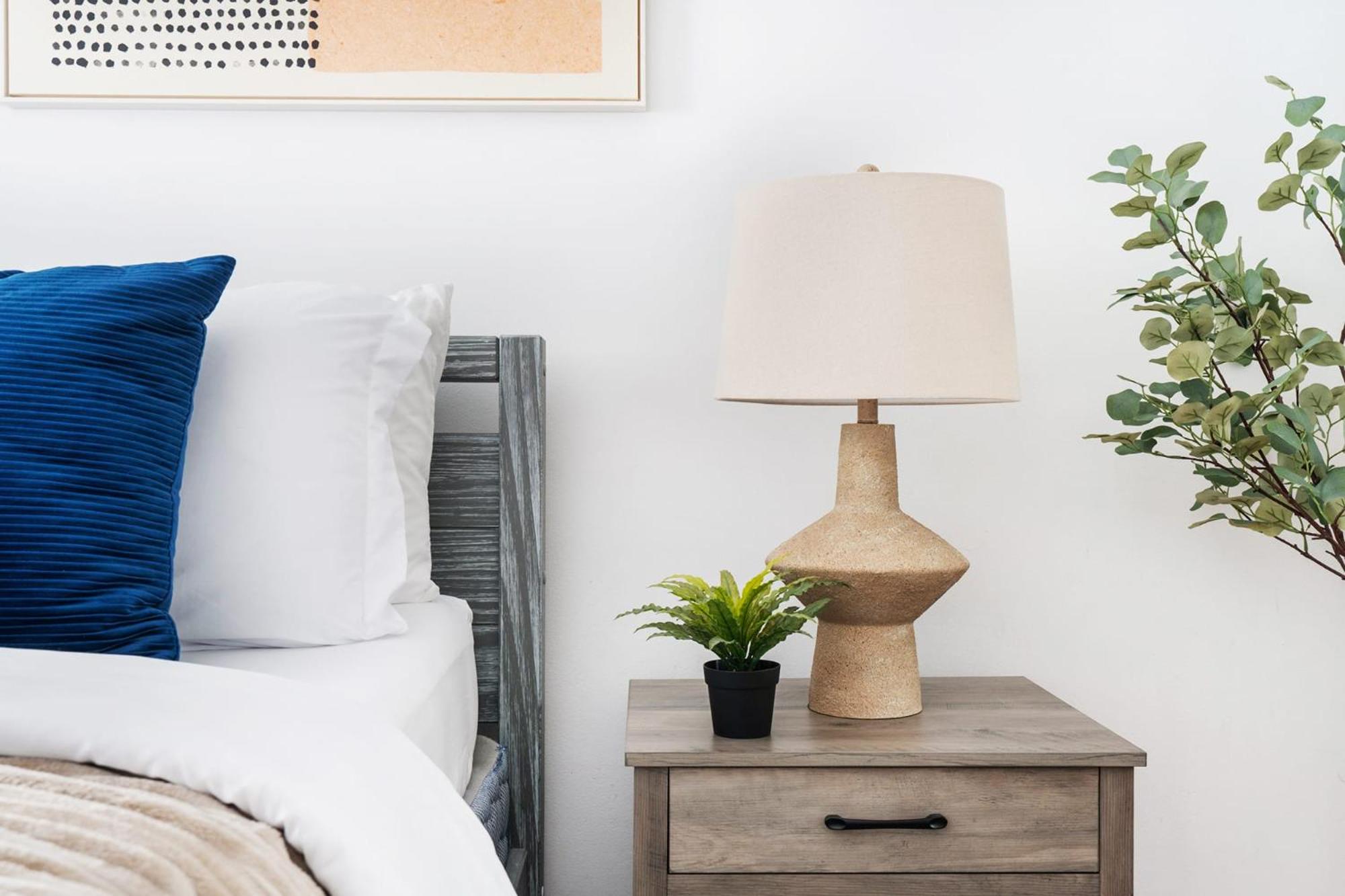 350-1A Gramercy New 1BR Sleeps4 Newly Furnished