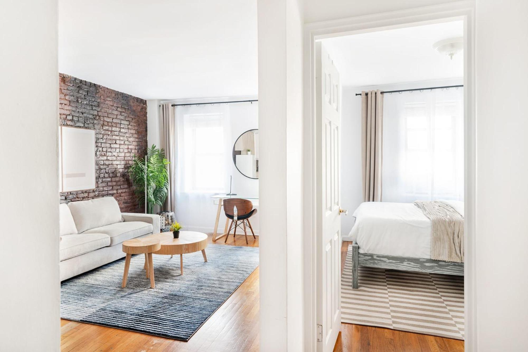 350-1A Gramercy New 1BR Sleeps4 Newly Furnished