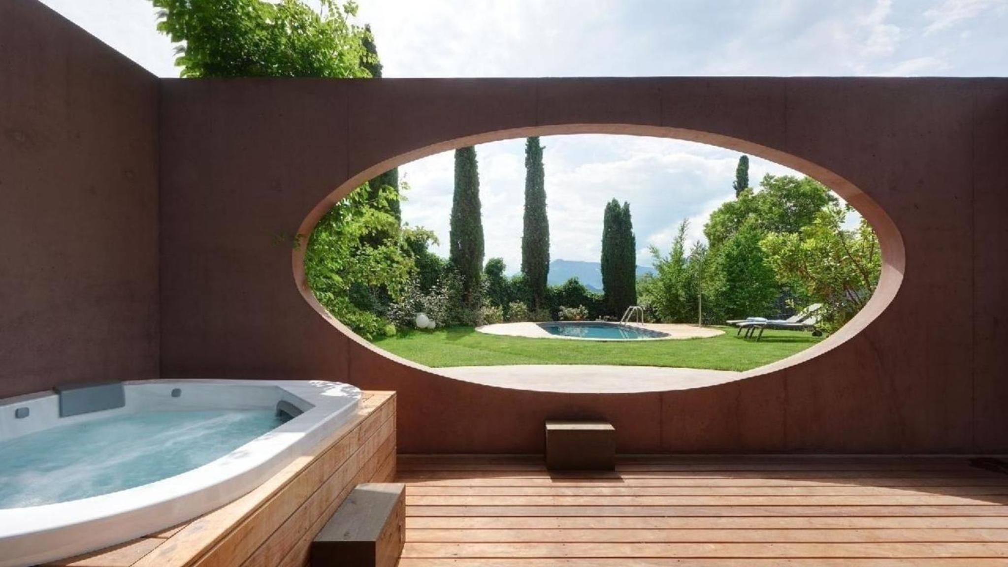 Villa mit Pool, Whirlpool, Sauna und großem Privatgarten view 5