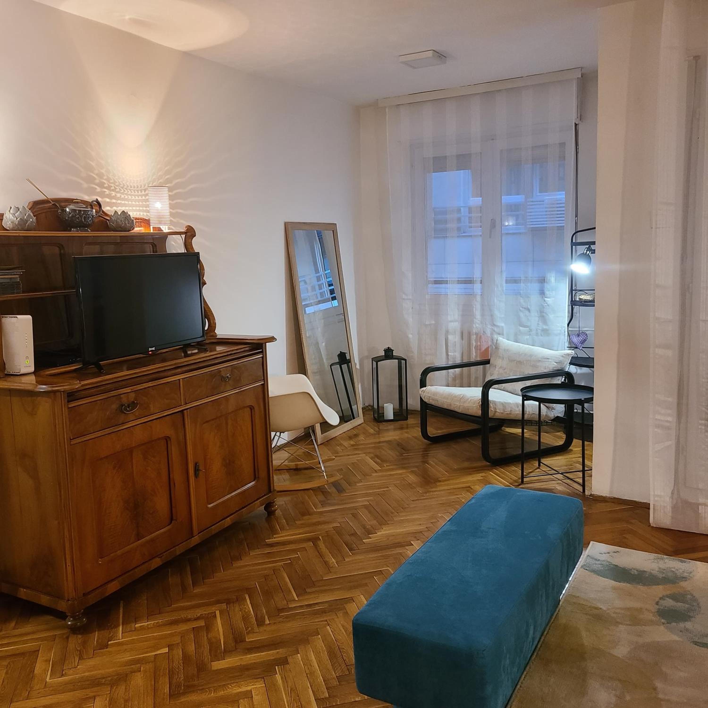 Soulful Apartment Belgrade view 4