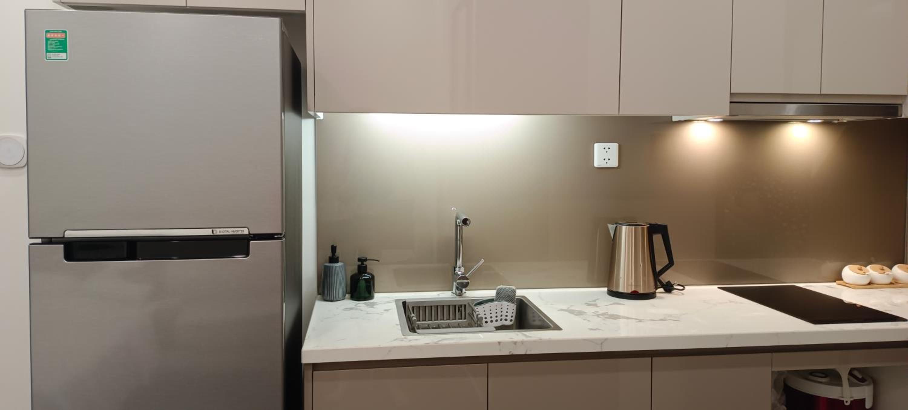 Studio Tonkin 2, Vinhomes Smart City