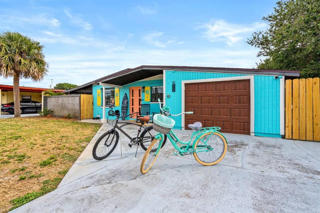 Laid-Back Bungalow 25 Blocks to Beach with Pool, Kayak and SUP Access