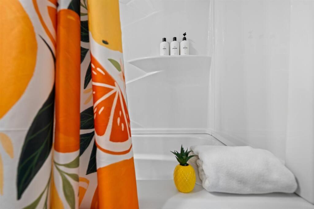 Laid-Back Bungalow 25 Blocks to Beach with Pool, Kayak and SUP Access