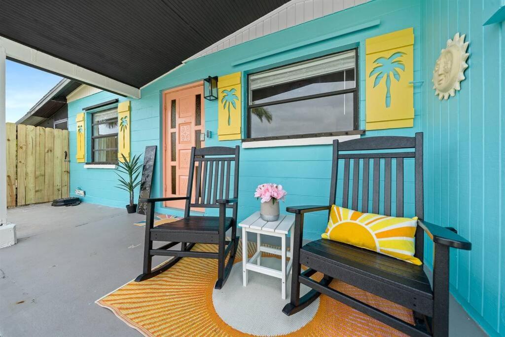 Laid-Back Bungalow 25 Blocks to Beach with Pool, Kayak and SUP Access
