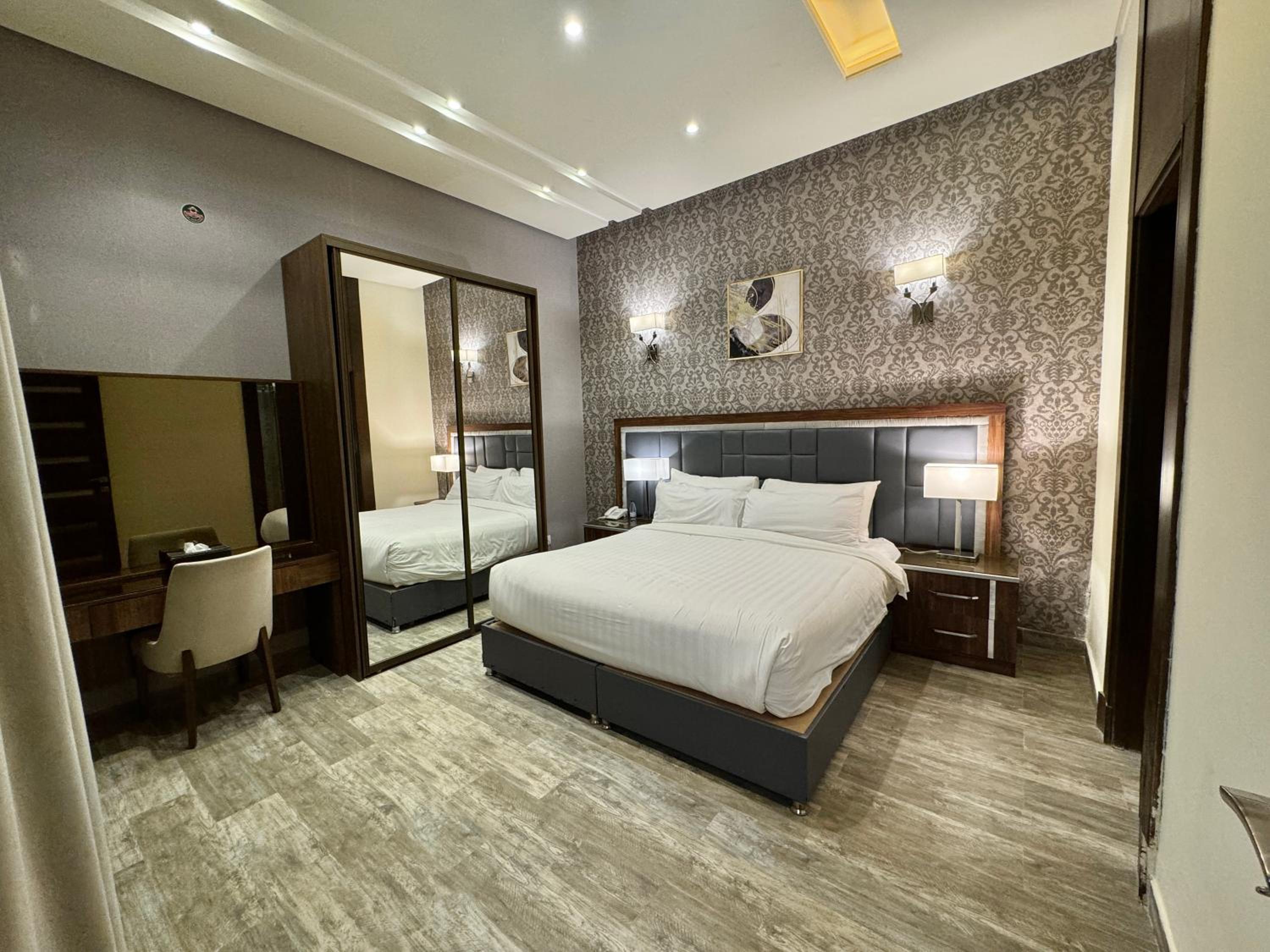 Dilan Resorts