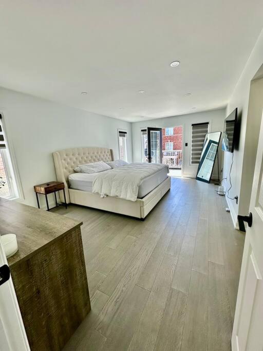 Private Luxury Full Home in Markham