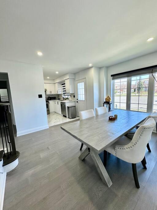 Private Luxury Full Home in Markham