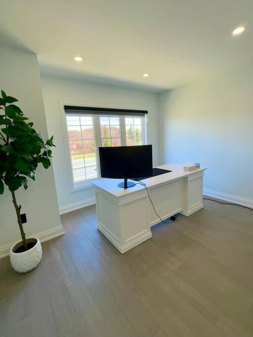 Private Luxury Full Home in Markham