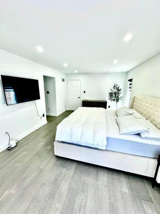 Private Luxury Full Home in Markham