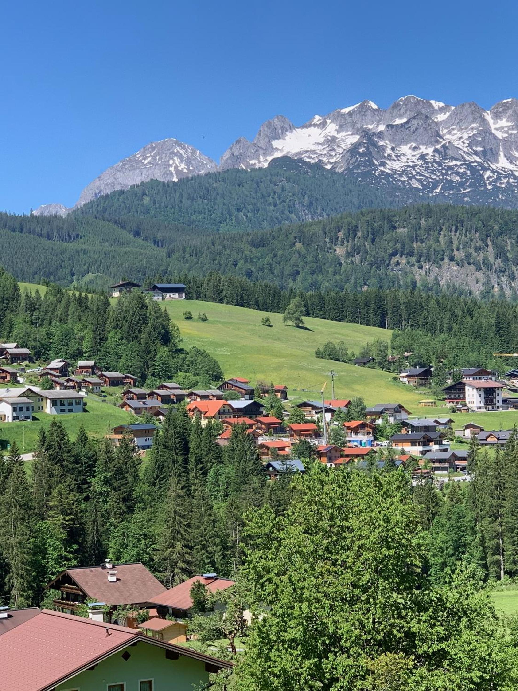 Chalet Bischofsmütze - Direkt an der Skipiste im Skigebiet Dachstein West