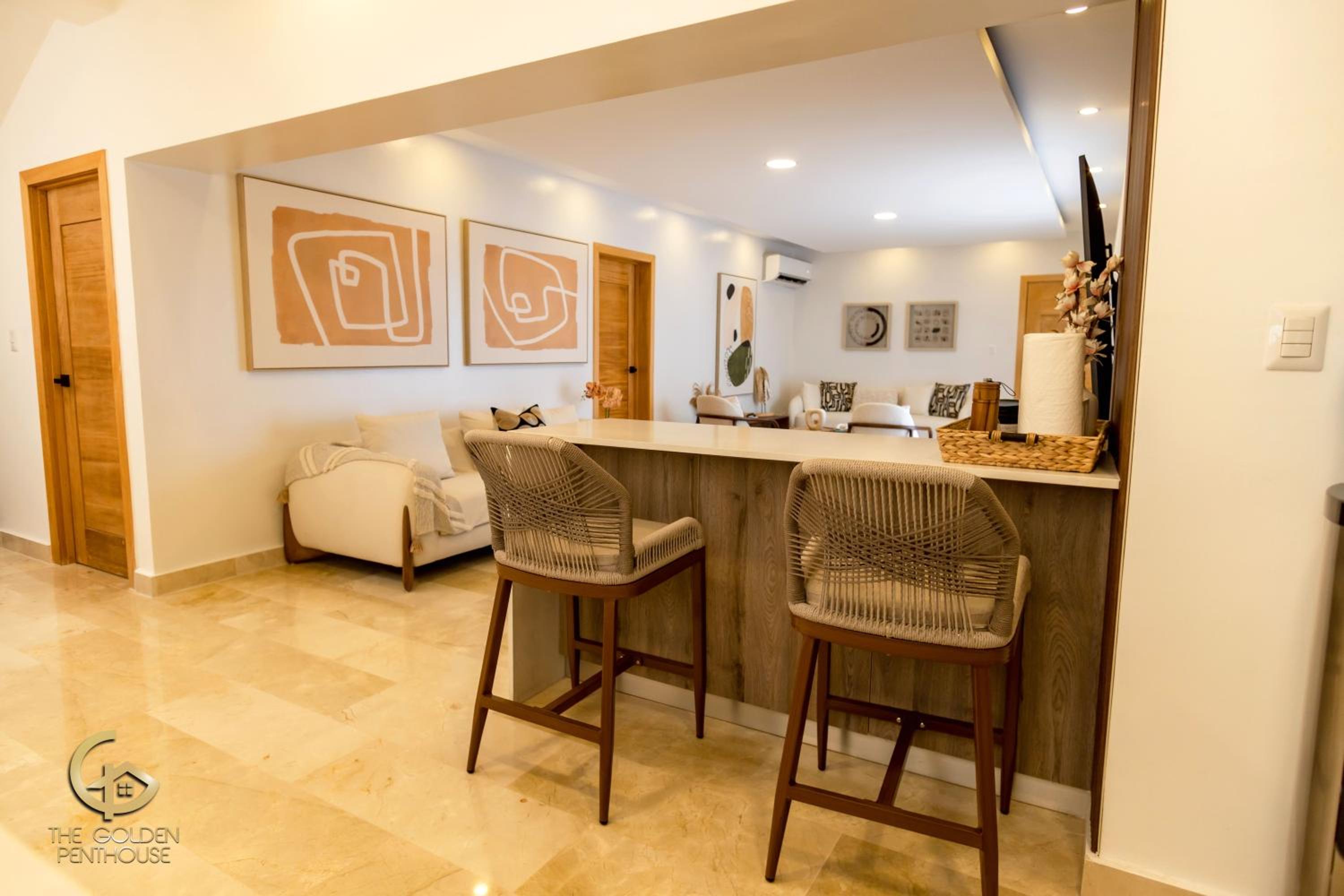 Golden Penthouse by Amar'e