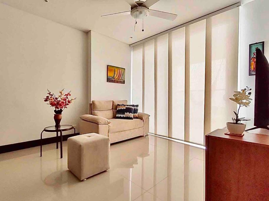 Apartamento vista al mar y cerca centro histórico