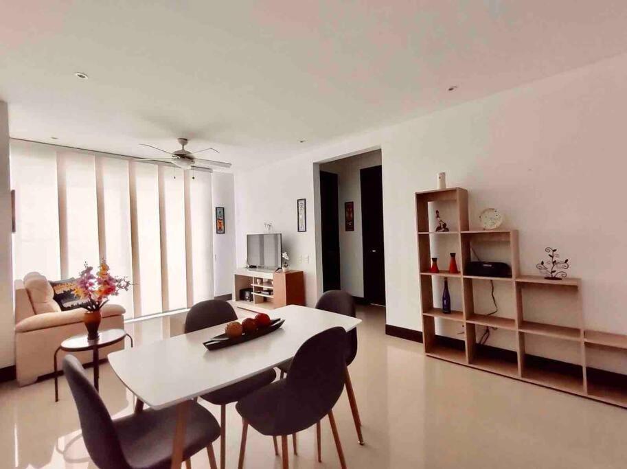 Apartamento vista al mar y cerca centro histórico