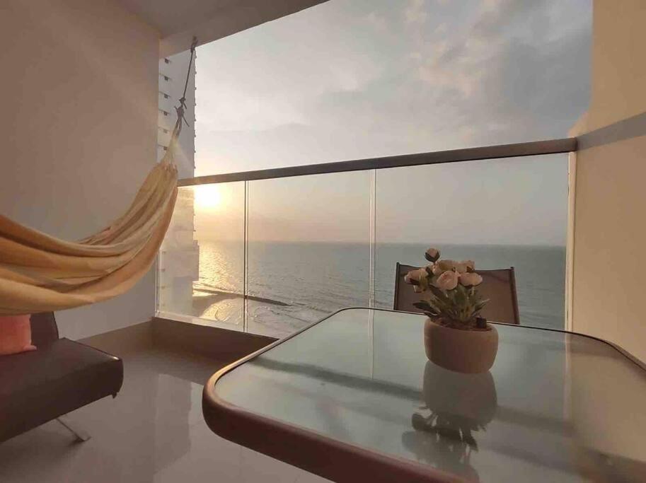 Apartamento vista al mar y cerca centro histórico