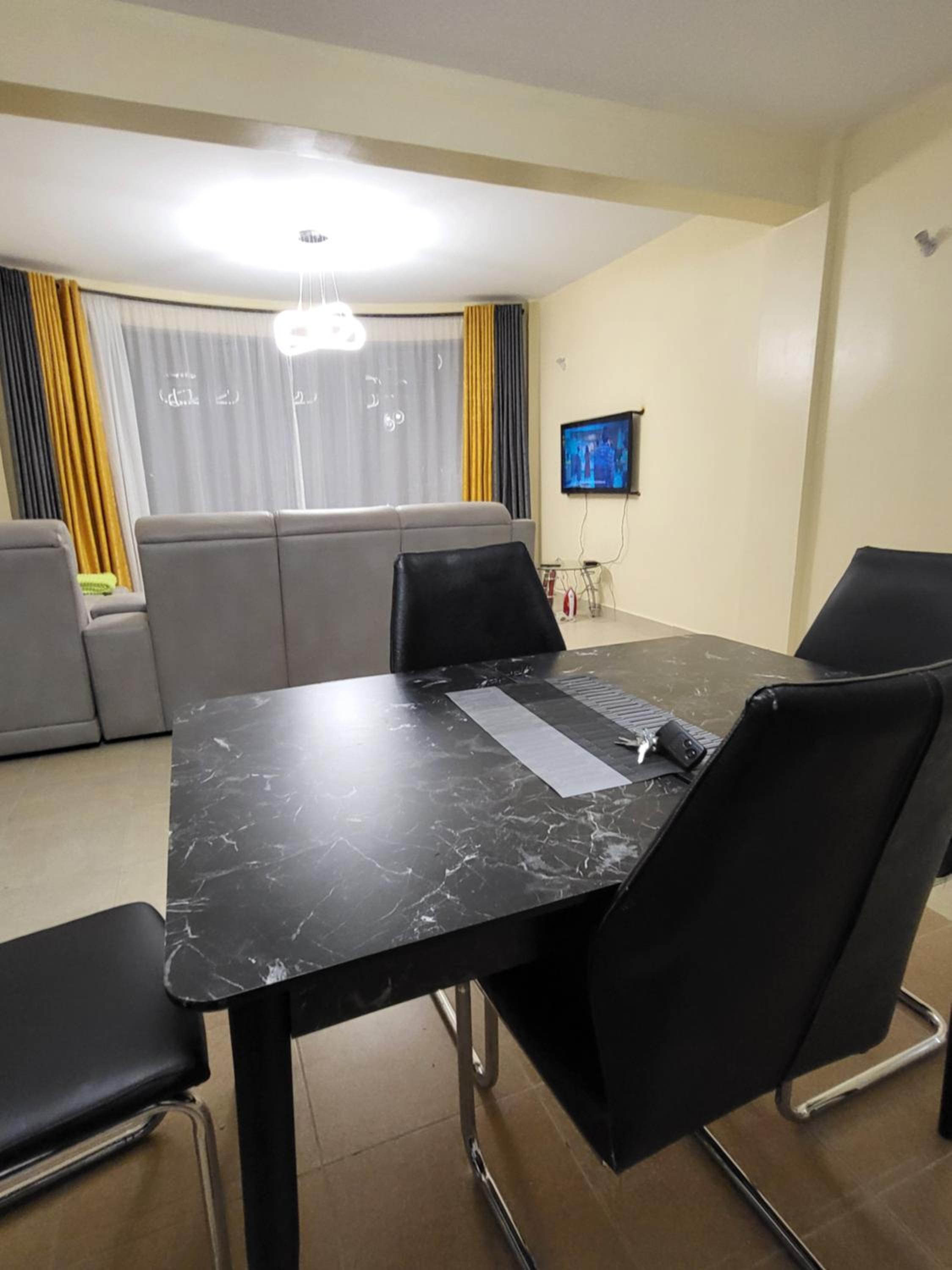 G&G Homes Executive Suite view 4