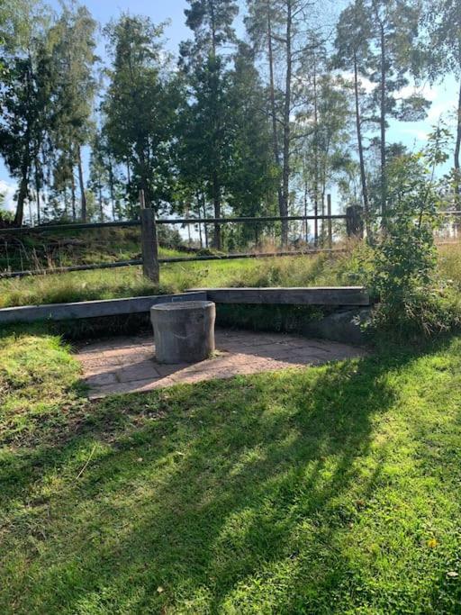 Gästhus i gårdsmiljö