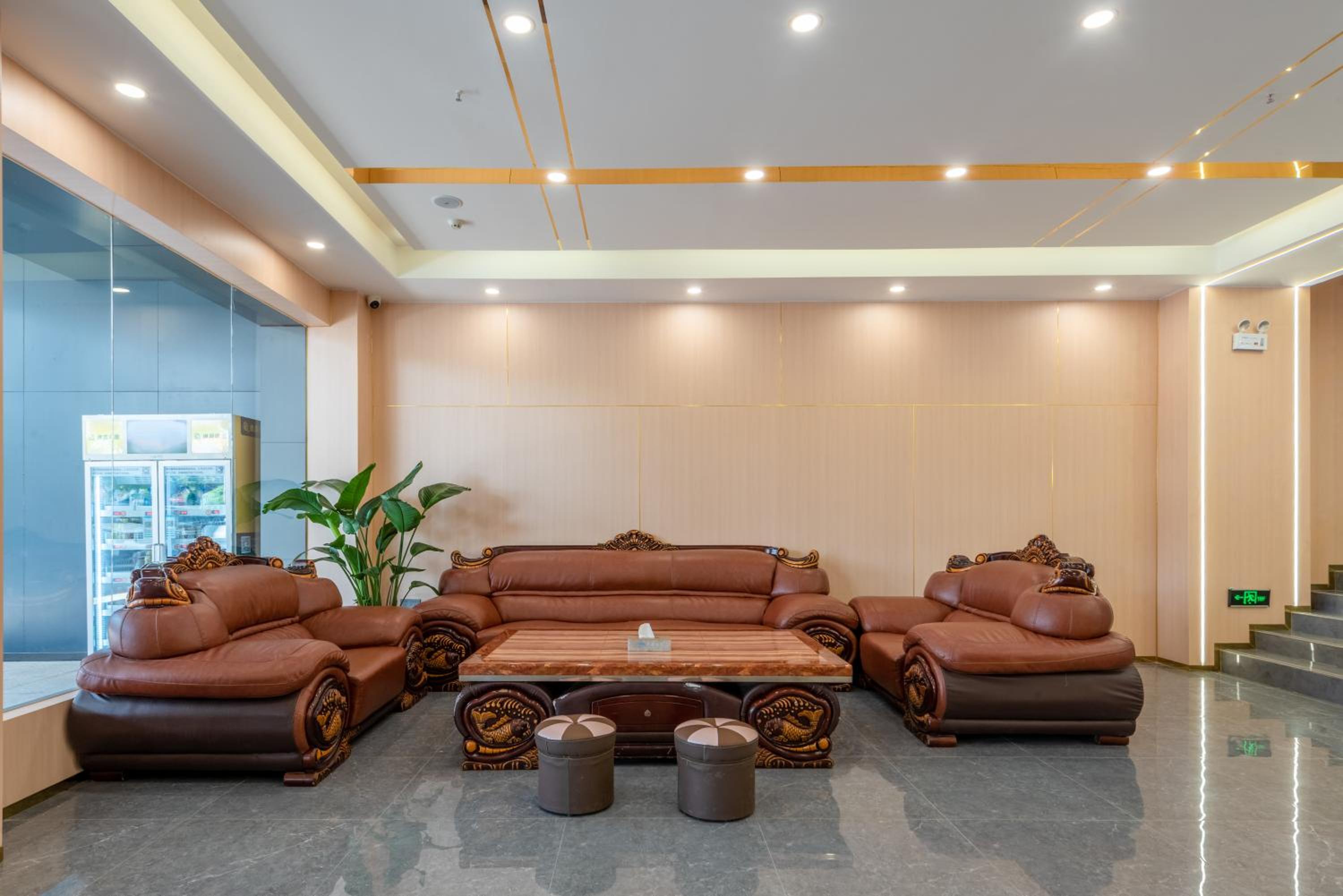 Huahang Hotel - Guangzhou Baiyun International Airport - Free airport shuttle bus