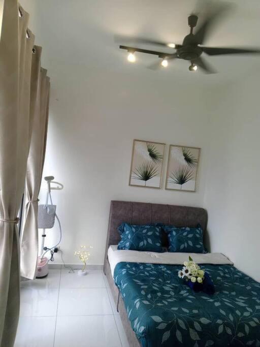 Sky Trees High Floor 2 Guests Living Room Balcony Nflix Disney Plus B22A