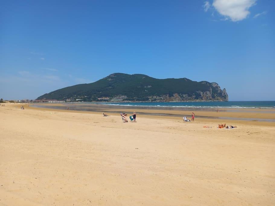Chalet adosado a 100 mts playa view 2