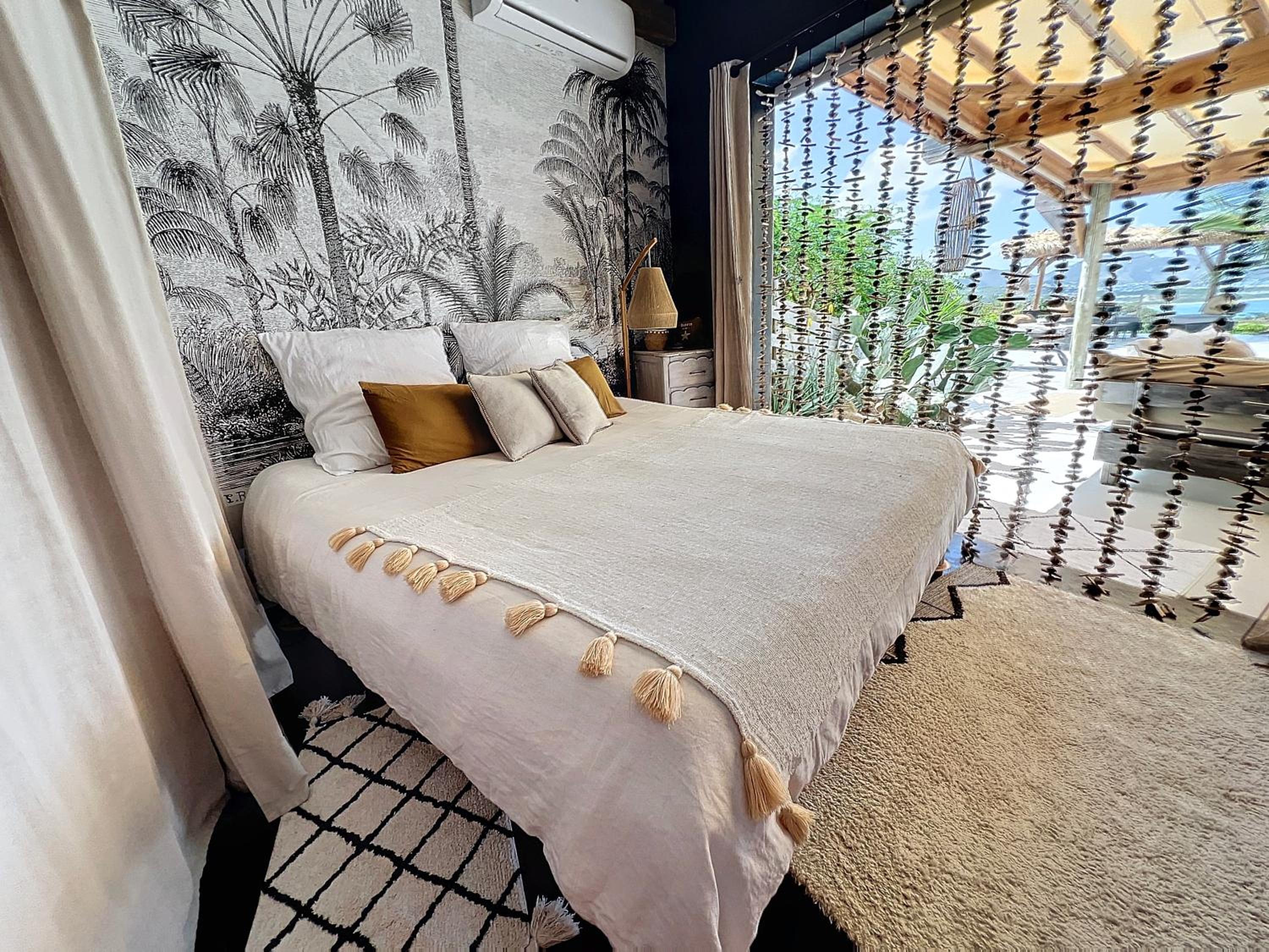 Villa Les Sucriers sea view swimming pool open-air atmospher