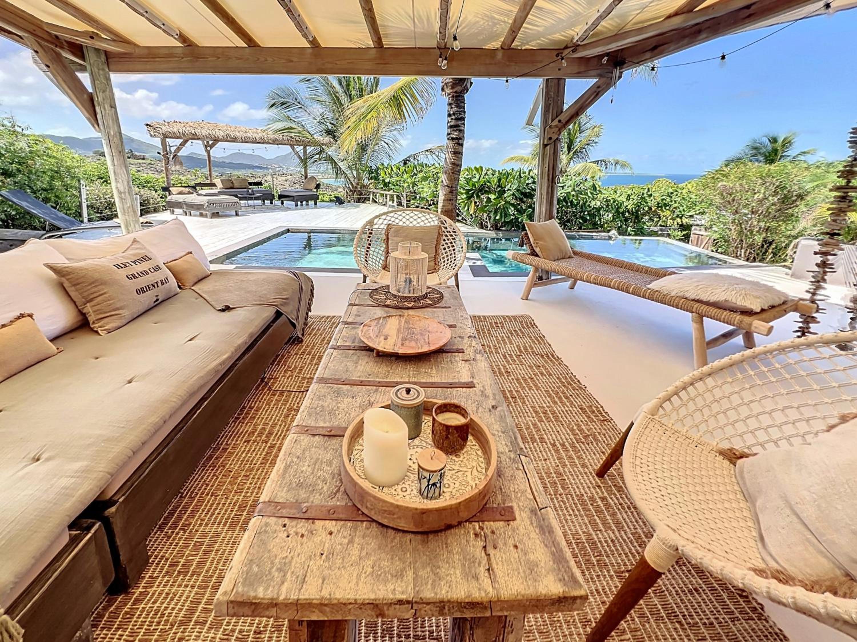 Villa Les Sucriers sea view swimming pool open-air atmospher