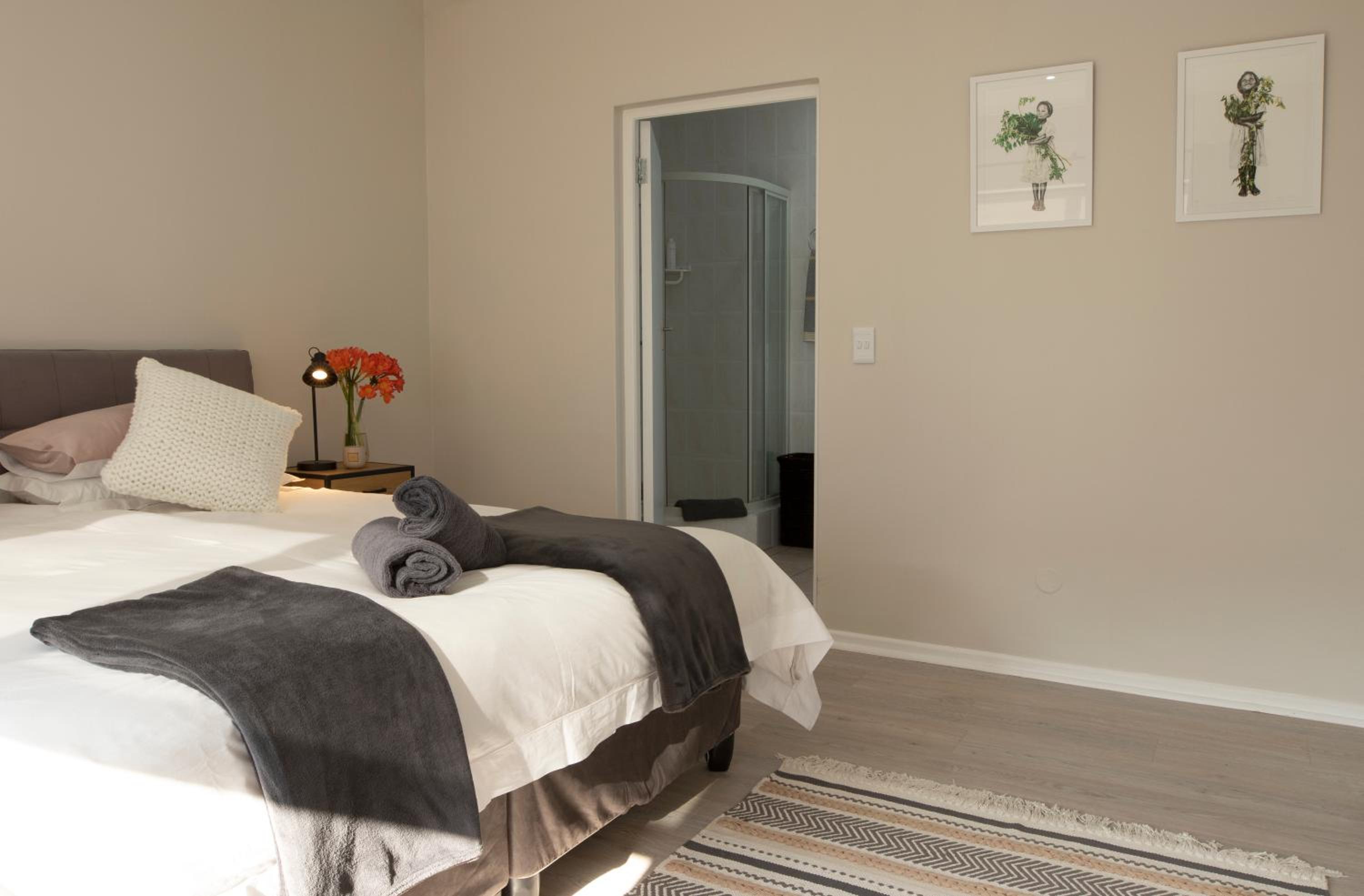 Twin Gables, centrally located 2 bedroom apartment view 3