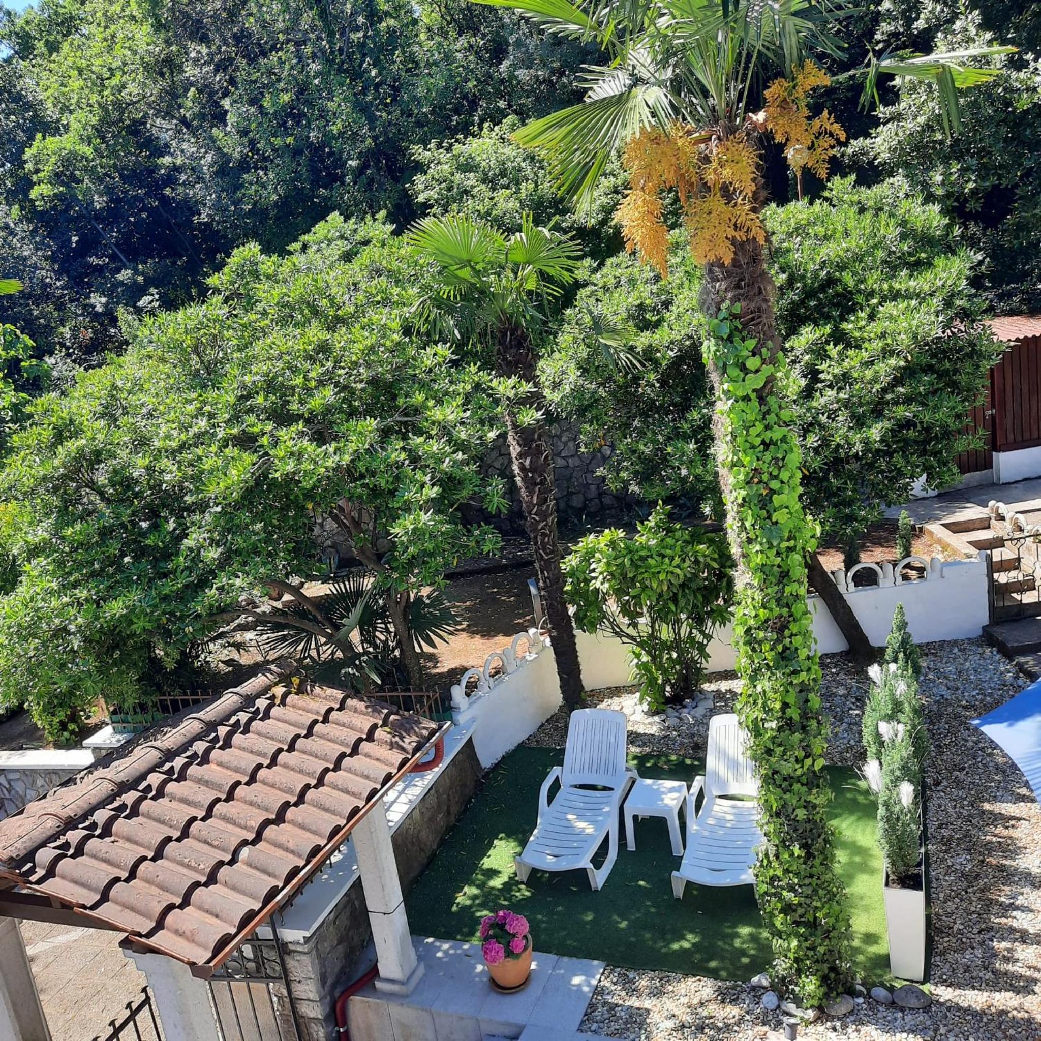 Apartments Anagora I