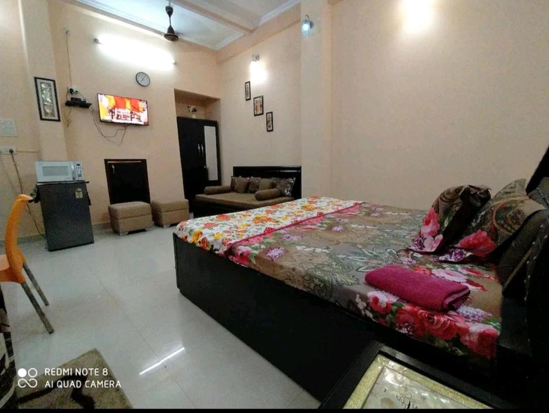 Kandh Brothers Homes in North Delhi view 3