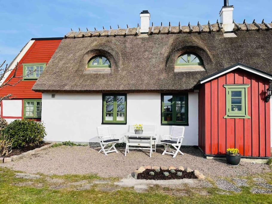 Guesthouse by the sea