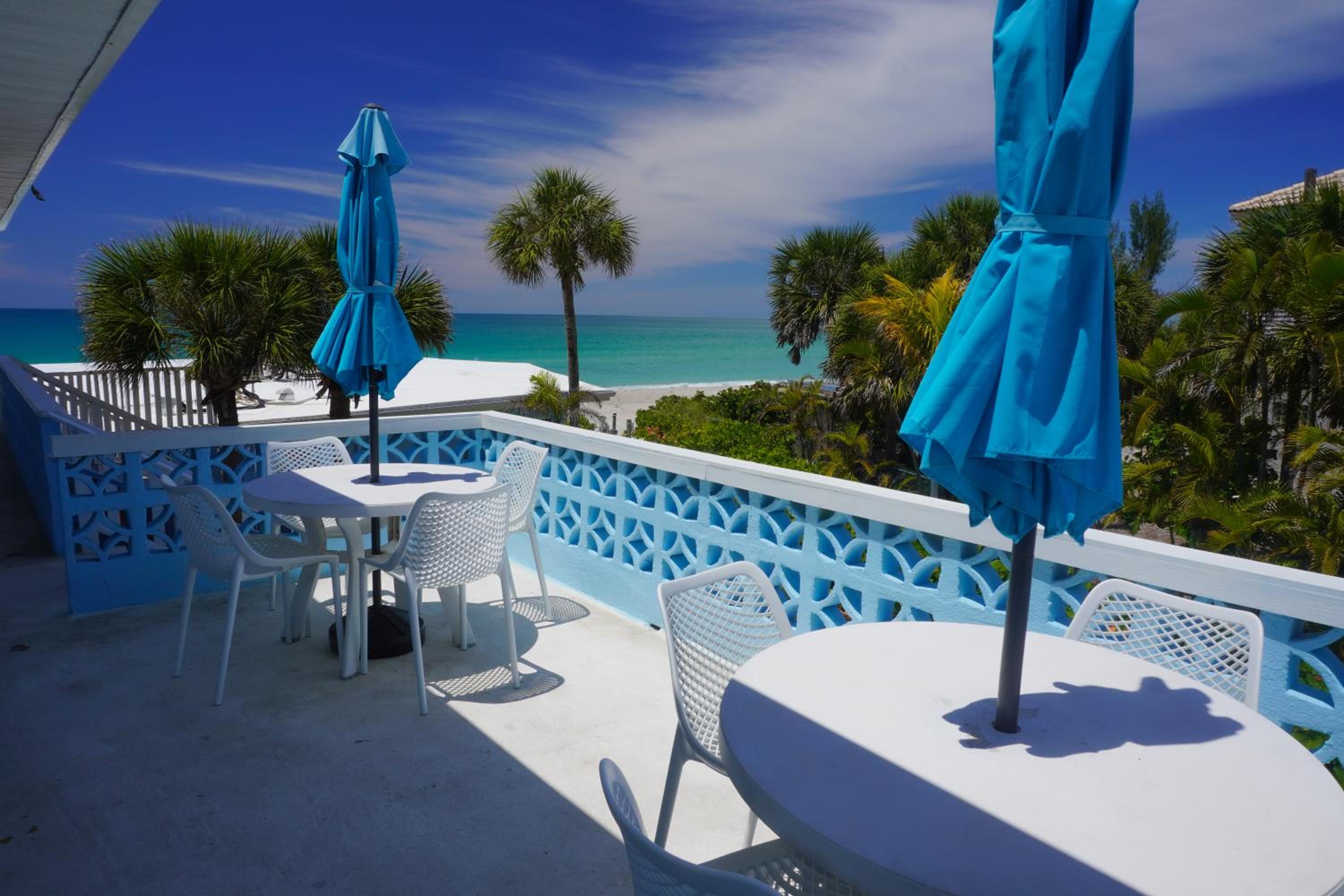 The Pearl Beach Inn