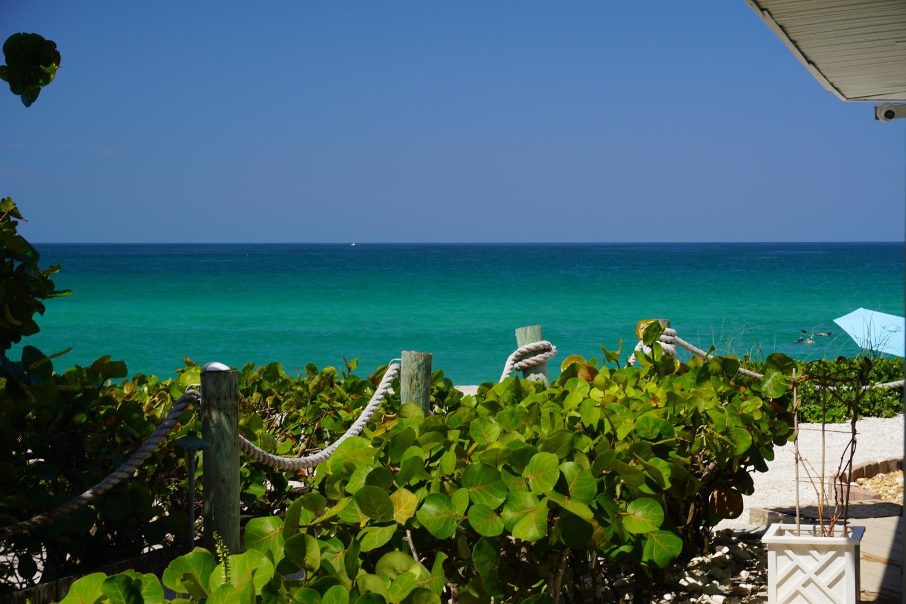 The Pearl Beach Inn