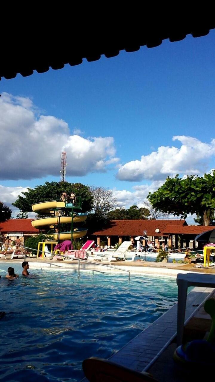Apartamento Império Romano - 2 QUARTOS, 24HS PISCINA