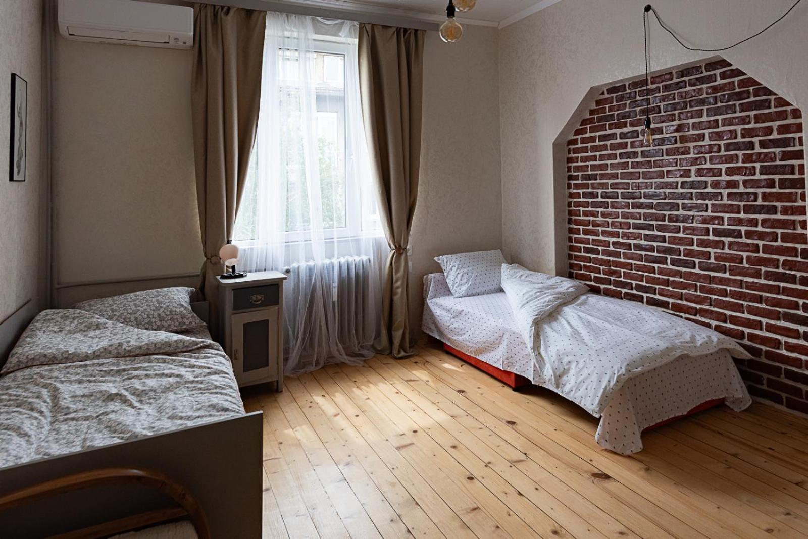 Centrally Located Vintage Flat