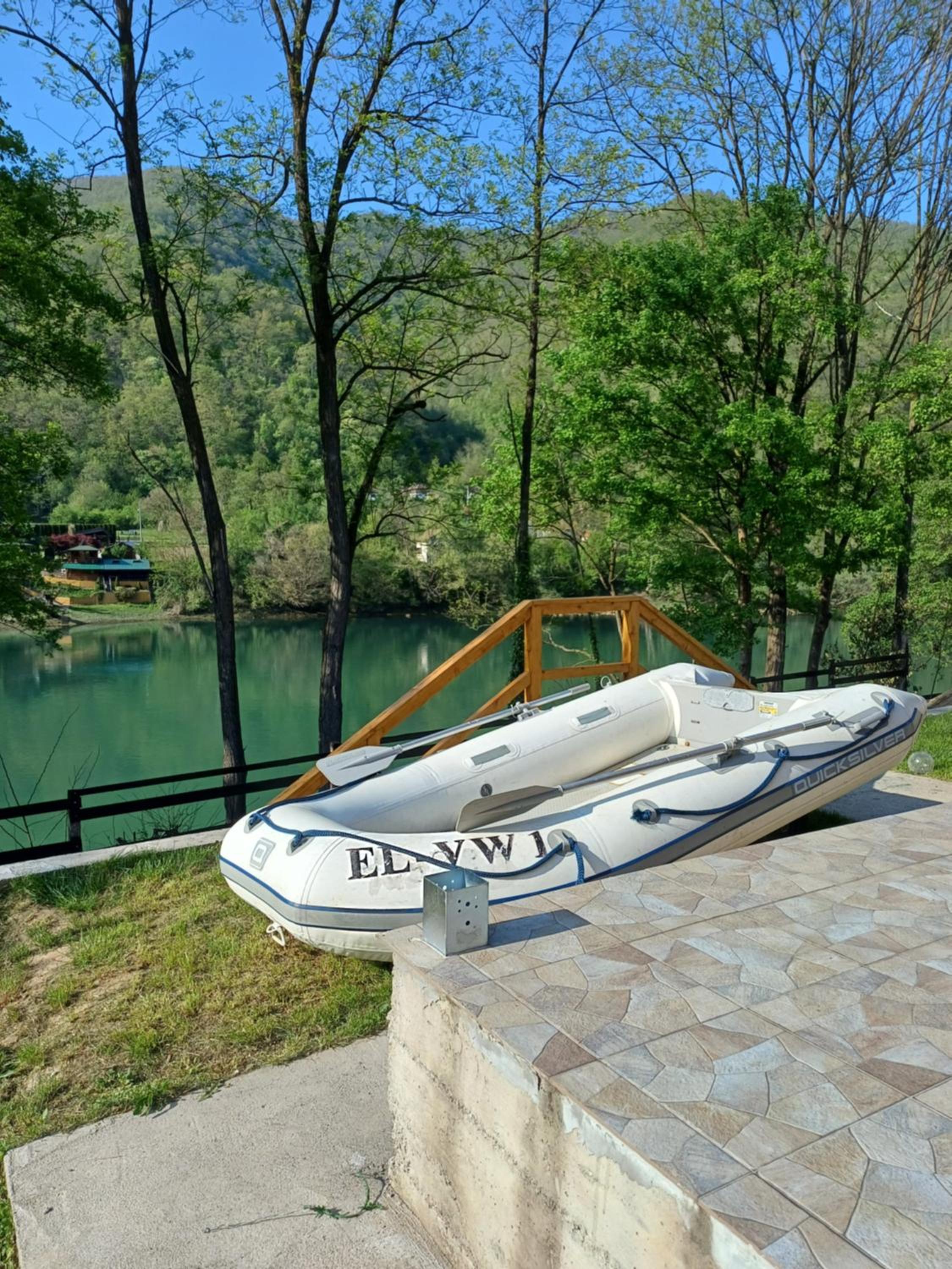 Drinska Dama view 4