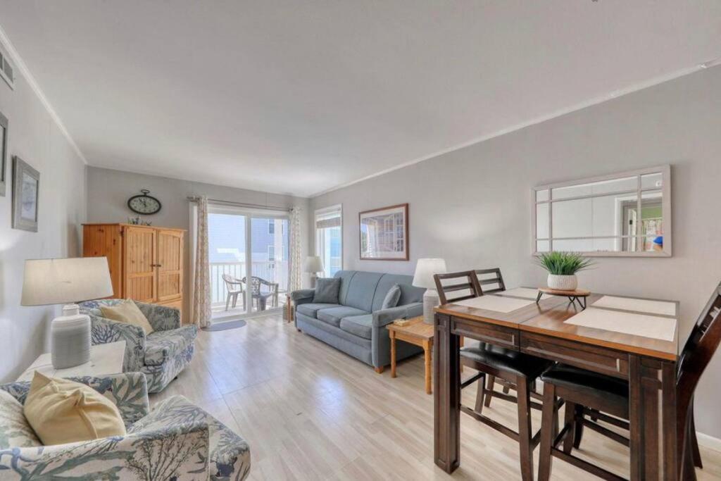 Southern Comfort Living on the Beach! view 4