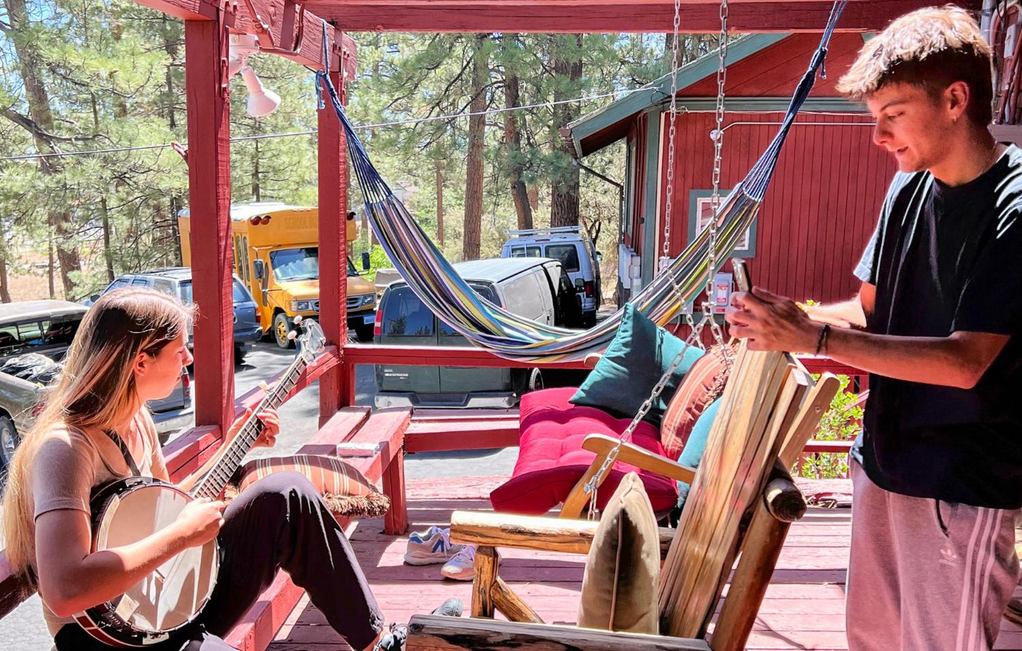ITH Big Bear Lake Hostel & Lodge