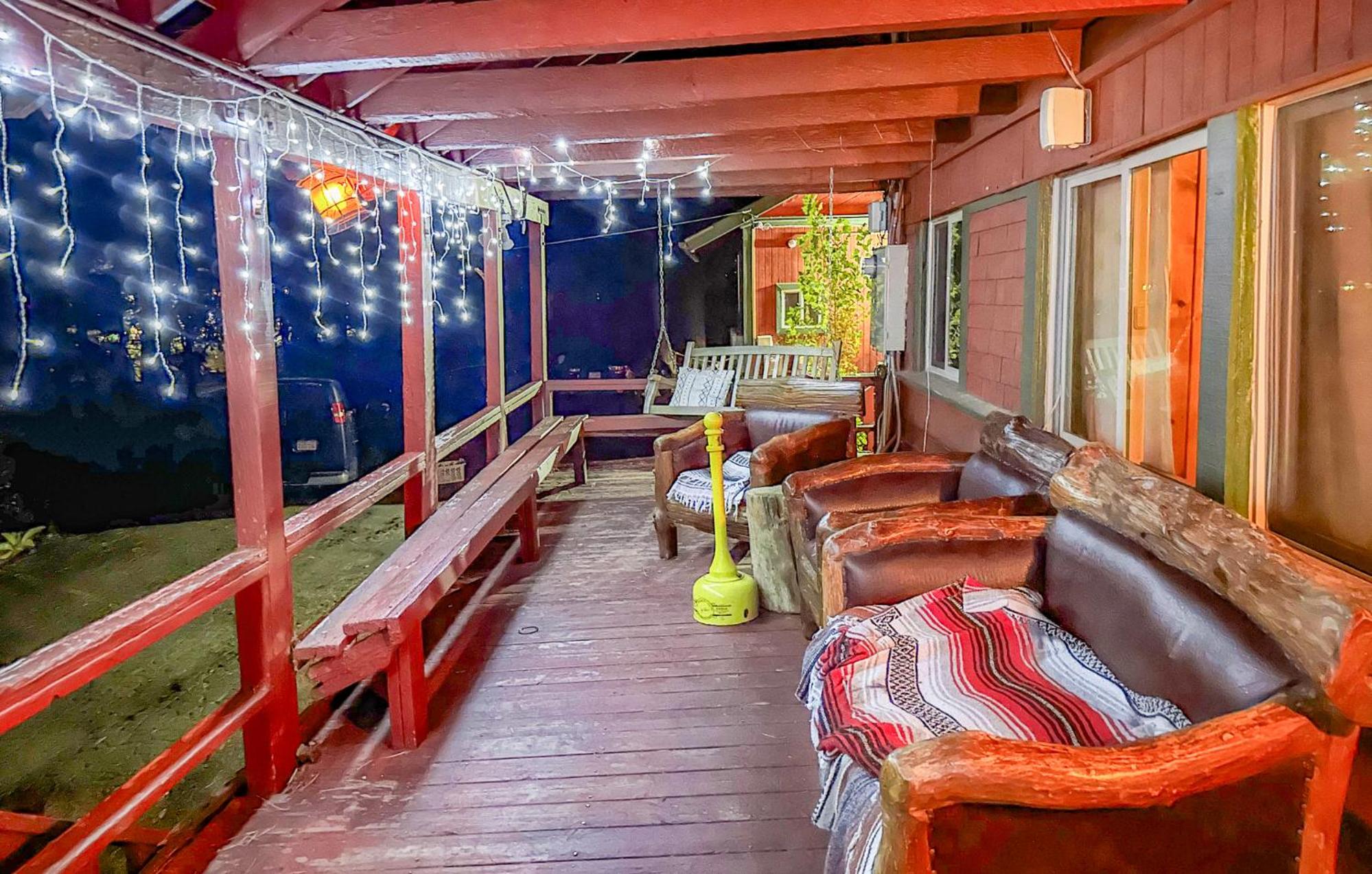 ITH Big Bear Lake Hostel & Lodge